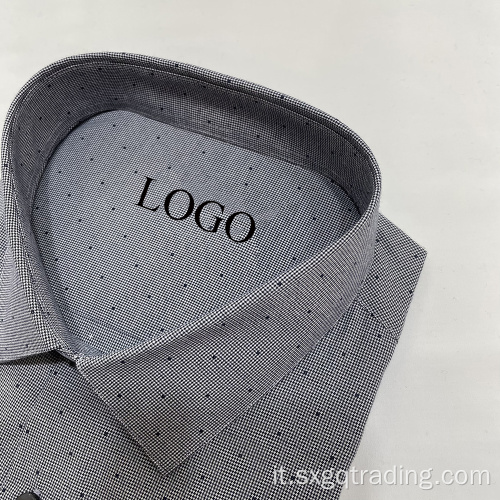 Camicia da uomo tinta in filo per l&#39;estate 2022